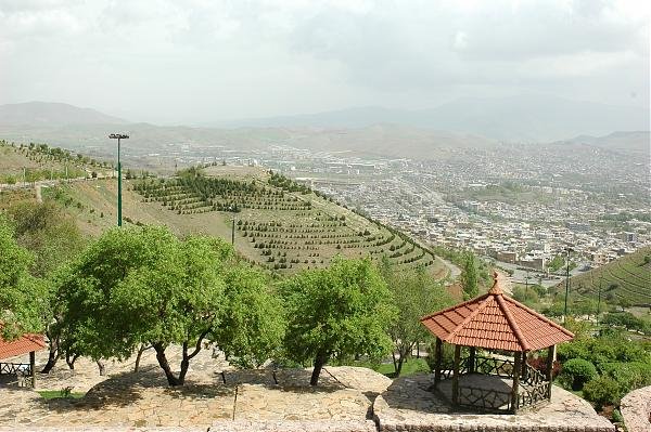   3. , Kurdistan, Sanandaj, Ghatarchian