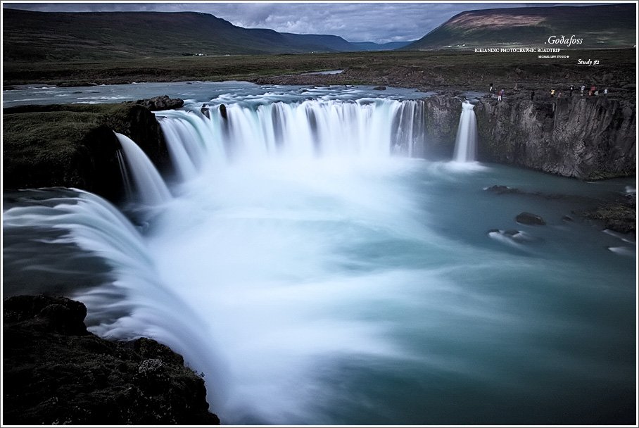  . , -, Godafoss Sightseeing