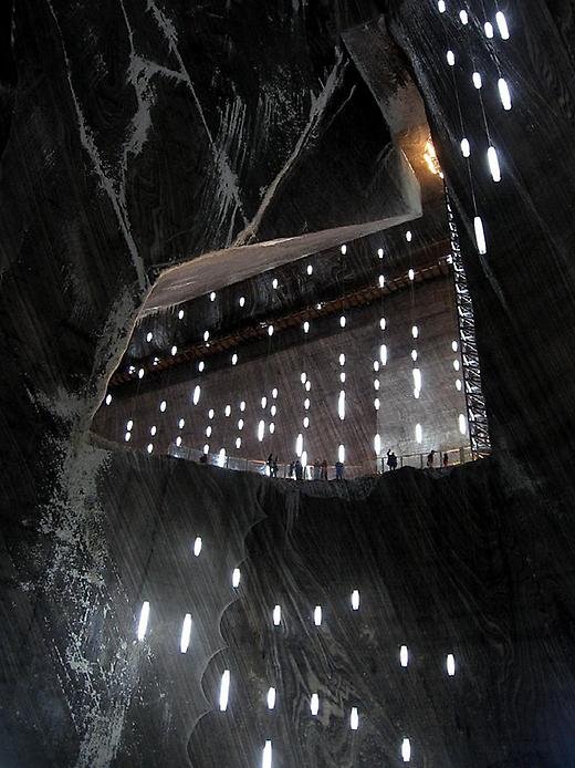   . , Judetul Cluj, Turda, acces parcare salina Turda