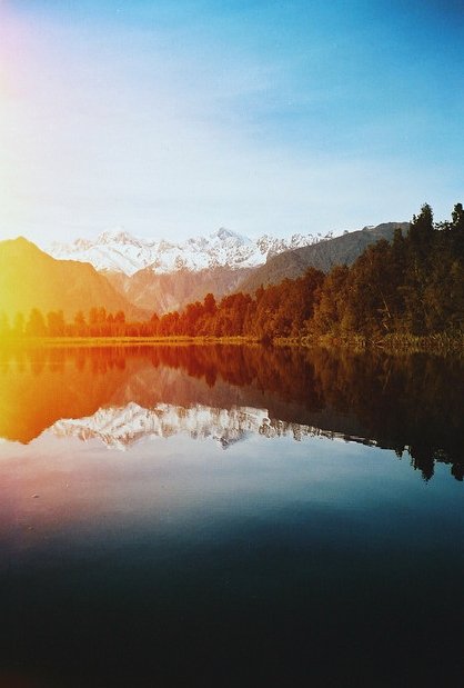  Lake Matheson.  ,  ,  , --