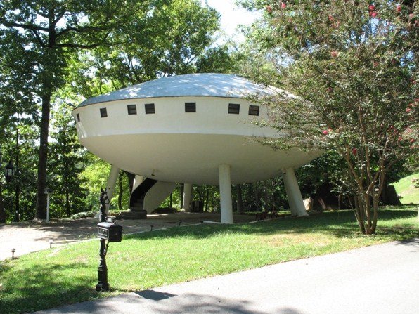  Space Ship House .   , ,  , -, 1408