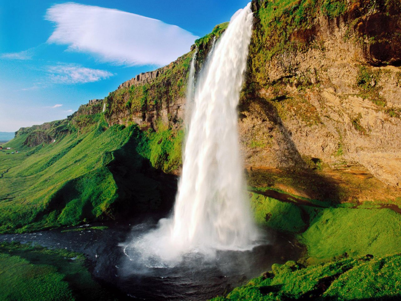  Seljalandsfoss. , 