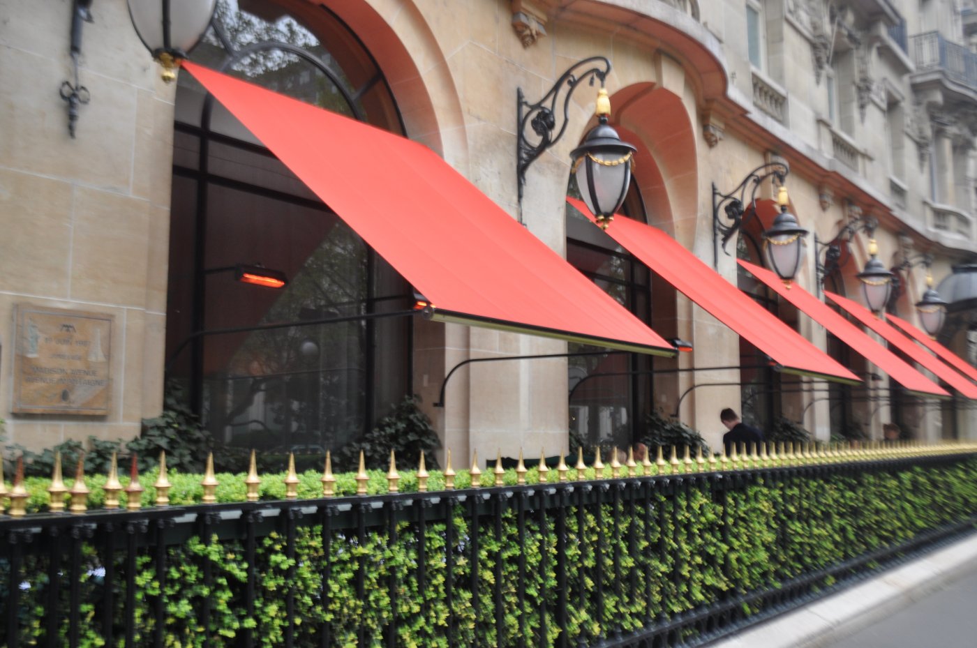  Plaza Athenee. , --, ,  , 27