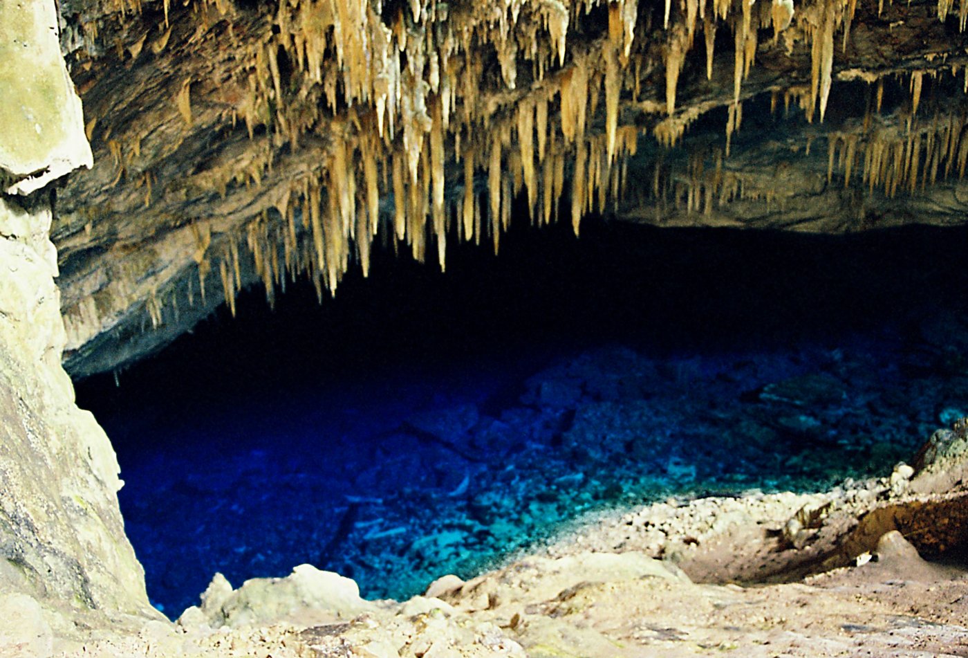  Gruta do Lago Azul. , Mato Grosso do Sul, Bonito, Unnamed Road