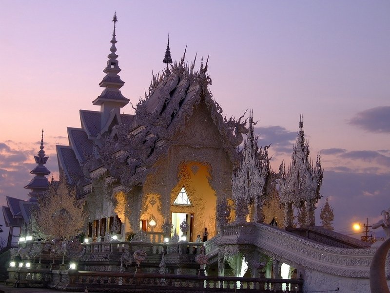  Wat Rong Khun. , , Pa O Don Chai