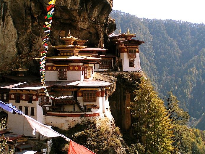   -. , , Taktsang trail