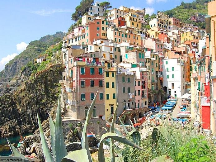  . , , Riomaggiore