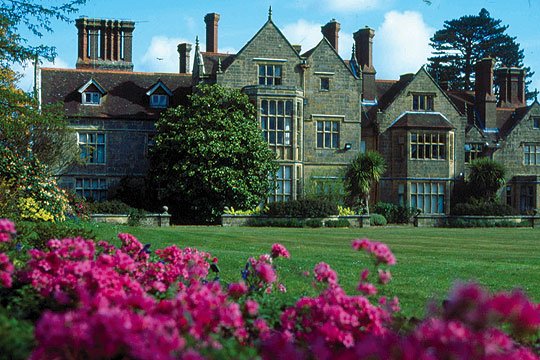    . , Borde Hill Garden, Jack Vass Cottages, 1