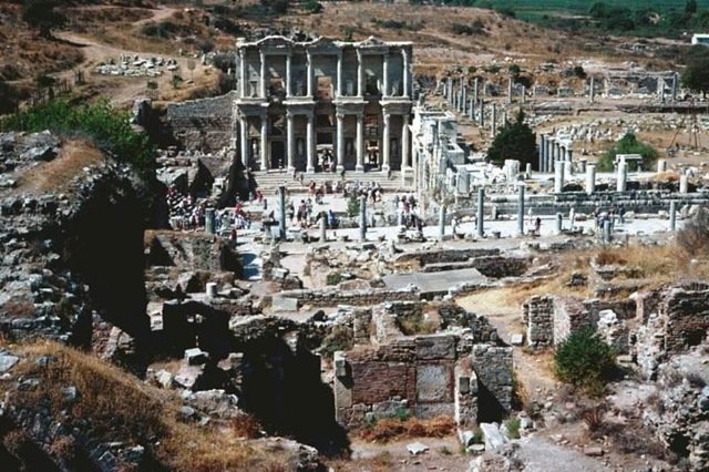   . , Izmir, Efes Harabeleri