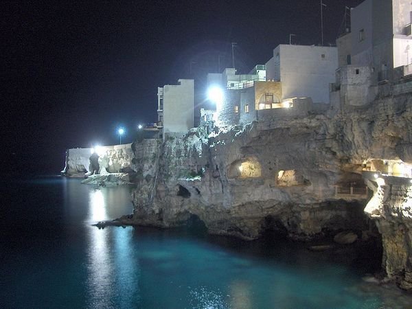    . , , Polignano A Mare, Via Narciso, 50