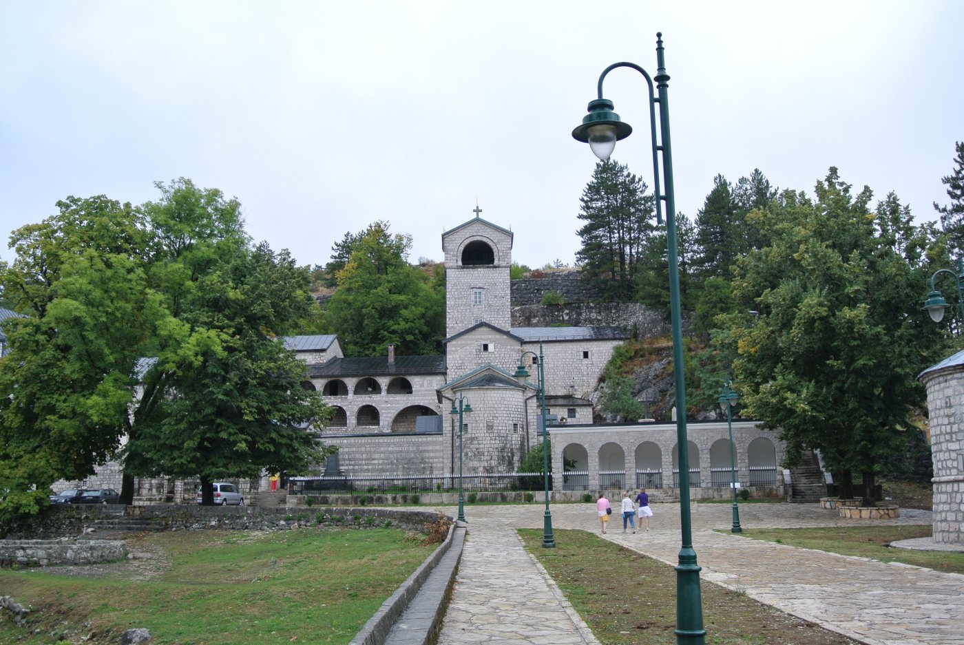 Фото Цетинский монастырь. Черногория, Cetinje, Novice Cerovica